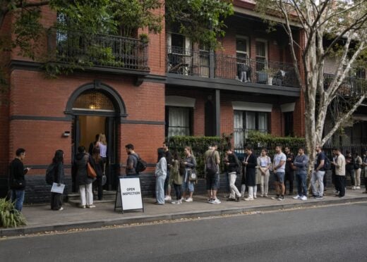 PLS EXPLAIN Will old mate Minns’ rental increase limits actually help you pay your rent on time?