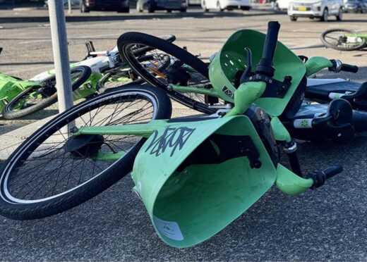 CIVIC IDIOCY City Of Sydney removes buskers to make room for more dumped e-bikes